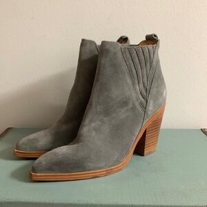 Marc Fisher Western Cowgirl grey Suede boots boho gardi‎